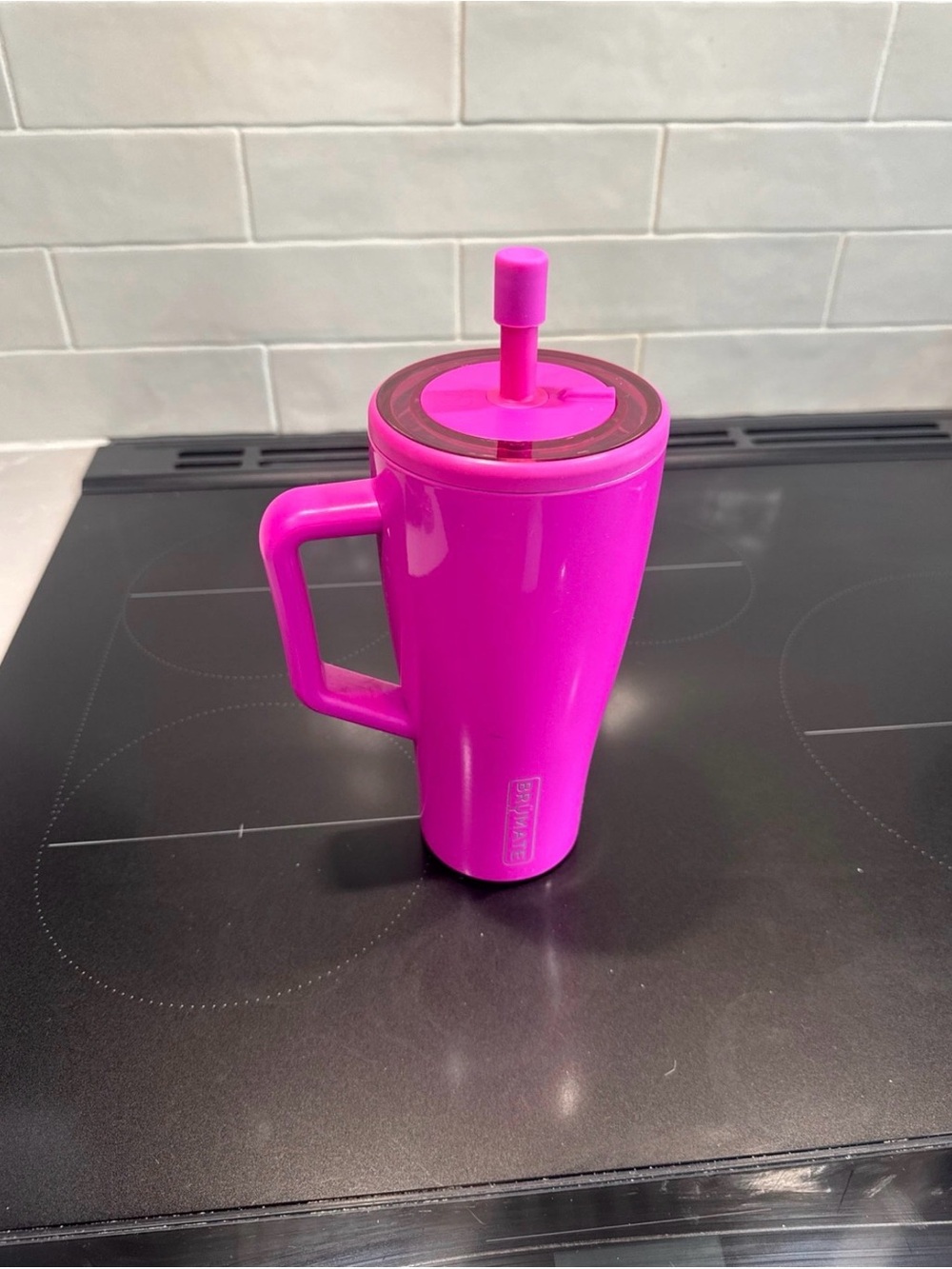 30 oz Magenta Brumate